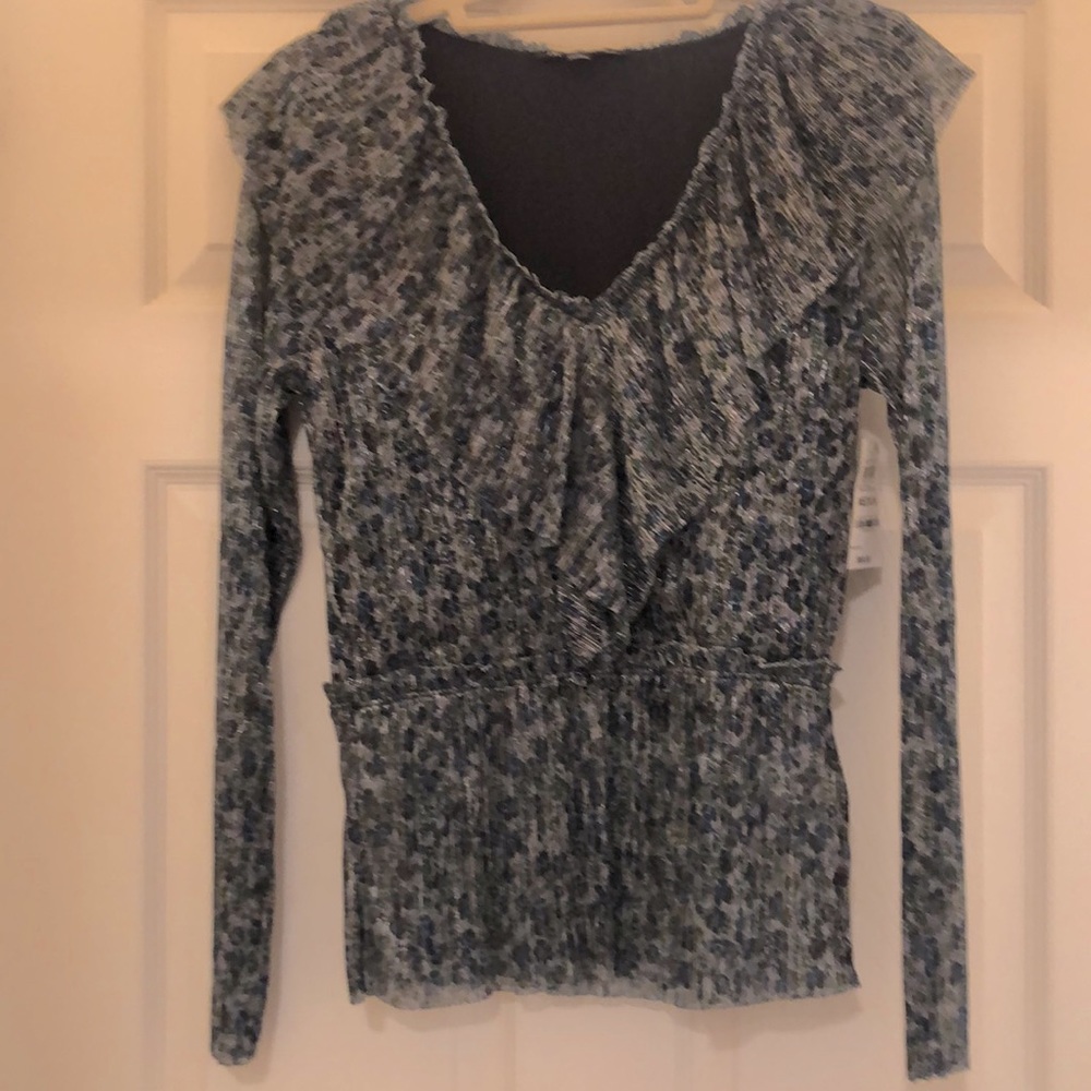 Lightweight muted blue top